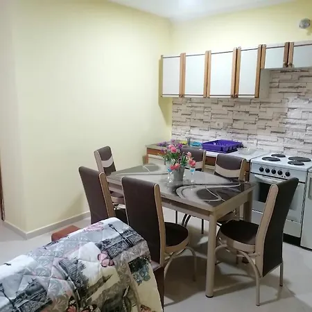 Kastriot Apartment