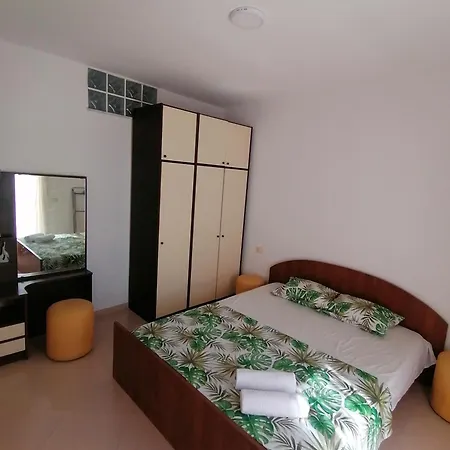 Kastriot Apartment Durres